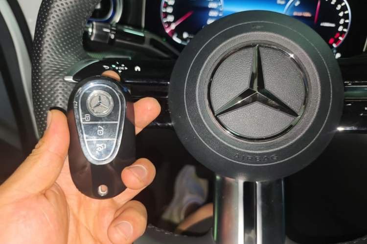 Used Mercedes-Benz C-Class New Energy 2023 Facelift C 350 eL Vehicle Key