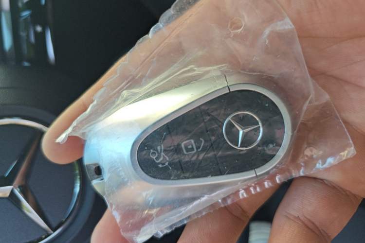 Used Mercedes-Benz C-Class New Energy 2023 Second Facelift C 350 eL Vehicle Key
