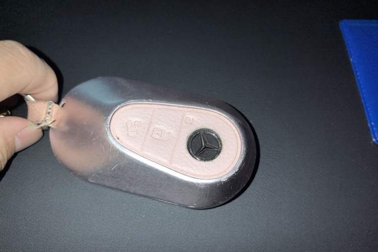 Used Mercedes-Benz C-Class New Energy 2023 Second Facelift C 350 eL Vehicle Key
