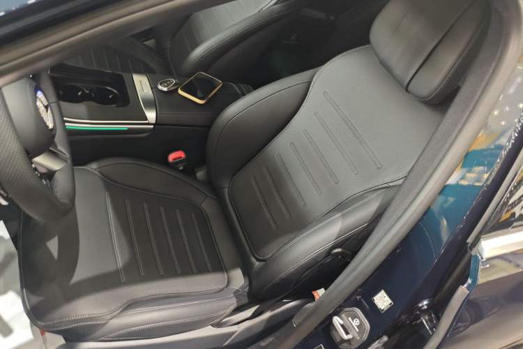 Used Mercedes-Benz C-Class New Energy 2024 Revised Version C 350 eL Left Front Seat