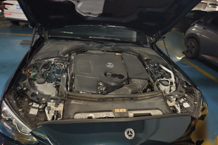 Used Mercedes-Benz C-Class New Energy 2024 C 350 eL Engine Bay