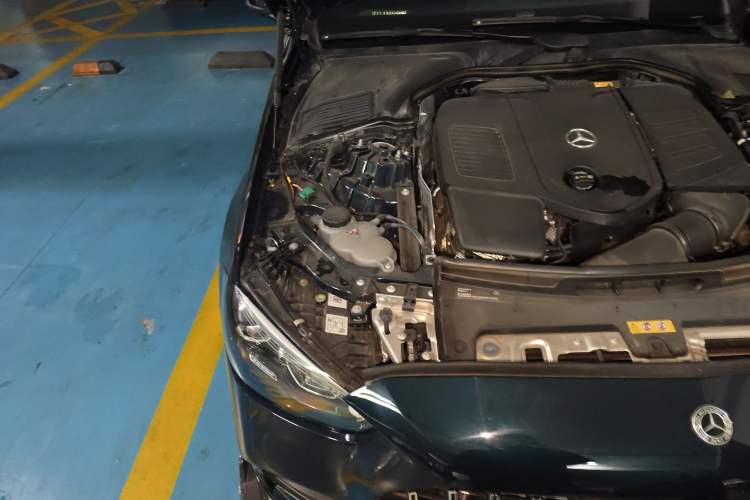 Used Mercedes-Benz C-Class New Energy 2024 C 350 eL Engine Bay Right