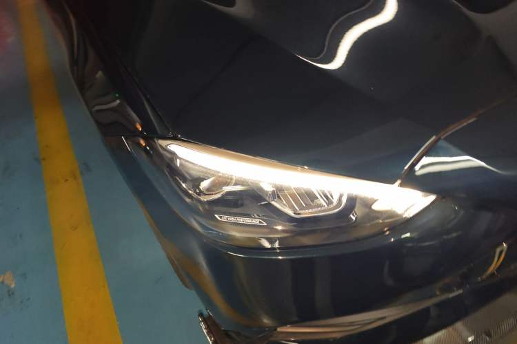 Used Mercedes-Benz C-Class New Energy 2024 C 350 eL Right Front Headlight