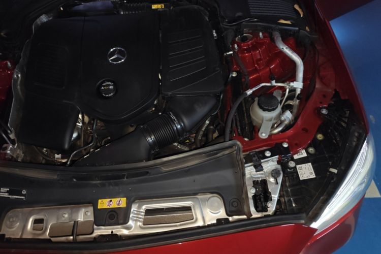 Used Mercedes-Benz C-Class New Energy 2024 C 350 eL Engine Bay Left