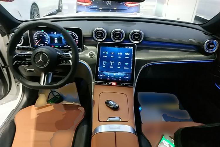 Used Mercedes-Benz C-Class New Energy 2024 Revised Version C 350 eL Center Console