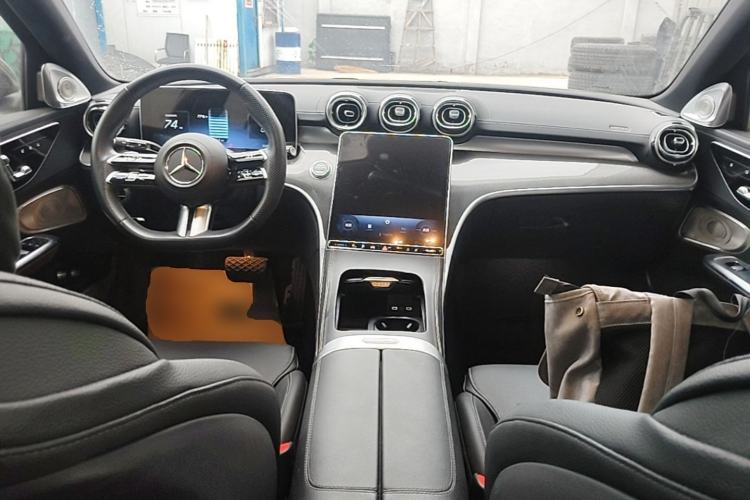 Used Mercedes-Benz C-Class New Energy 2024 C 350 eL Center Console