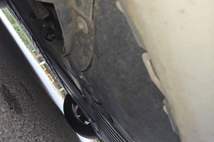 Used Mercedes-Benz C-Class New Energy 2024 C 350 eL Chassis Front