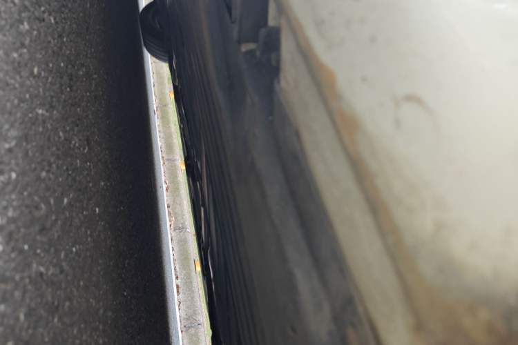 Used Mercedes-Benz C-Class New Energy 2024 C 350 eL Chassis Rear Left
