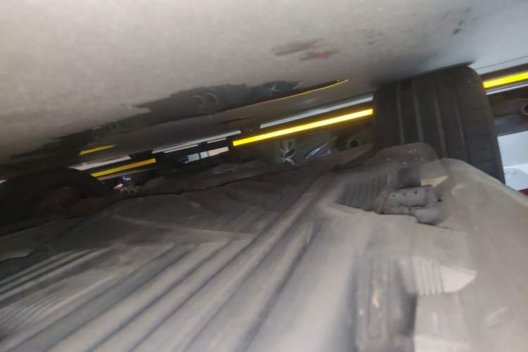Used Mercedes-Benz C-Class New Energy 2024 C 350 eL Chassis Rear Right