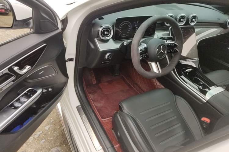 Used Mercedes-Benz C-Class New Energy 2024 Revised Version C 350 eL Driver Seat