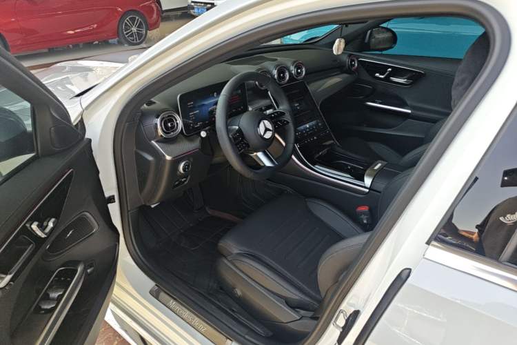 Used Mercedes-Benz C-Class New Energy 2024 Revised Version C 350 eL Driver Seat