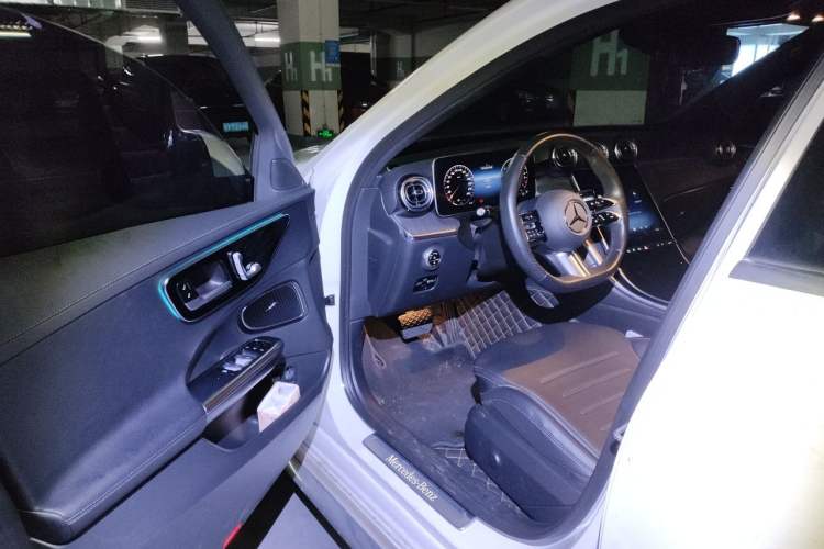 Used Mercedes-Benz C-Class New Energy 2024 Second Facelift C 350 eL Driver Seat