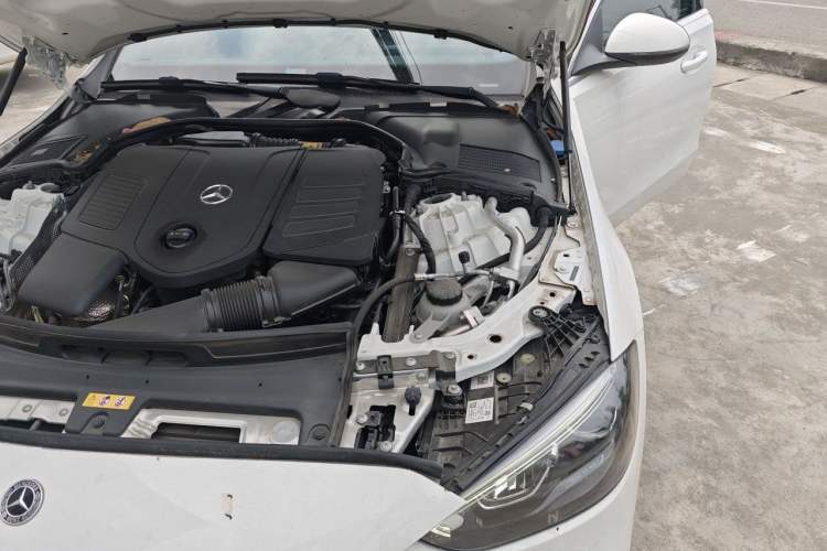Used Mercedes-Benz C-Class New Energy 2024 Revised Version C 350 eL Engine Bay Left