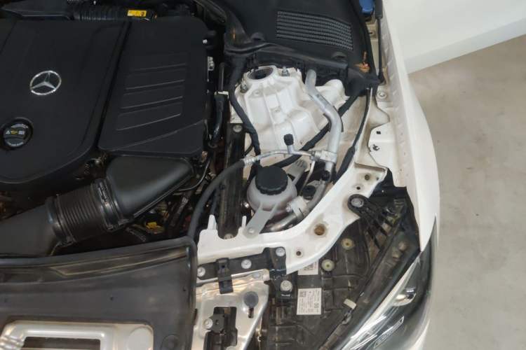 Used Mercedes-Benz C-Class New Energy 2024 C 350 eL Engine Bay Left