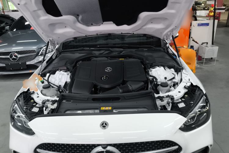 Used Mercedes-Benz C-Class New Energy 2024 Revised Version C 350 eL Engine Bay