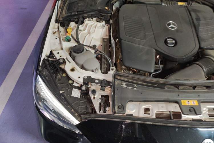 Used Mercedes-Benz C-Class New Energy 2024 C 350 eL Engine Bay Right