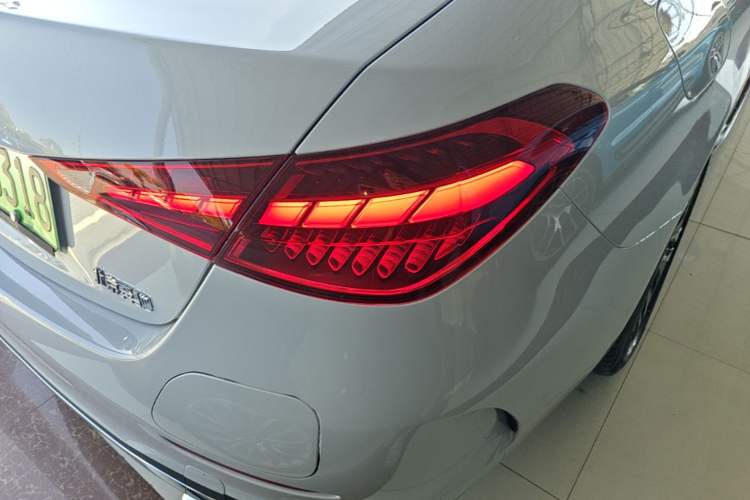 Used Mercedes-Benz C-Class New Energy 2024 Revised Version C 350 eL Exterior 3