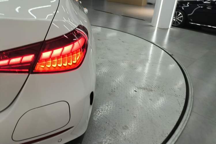 Used Mercedes-Benz C-Class New Energy 2024 Second Facelift C 350 eL Exterior 3