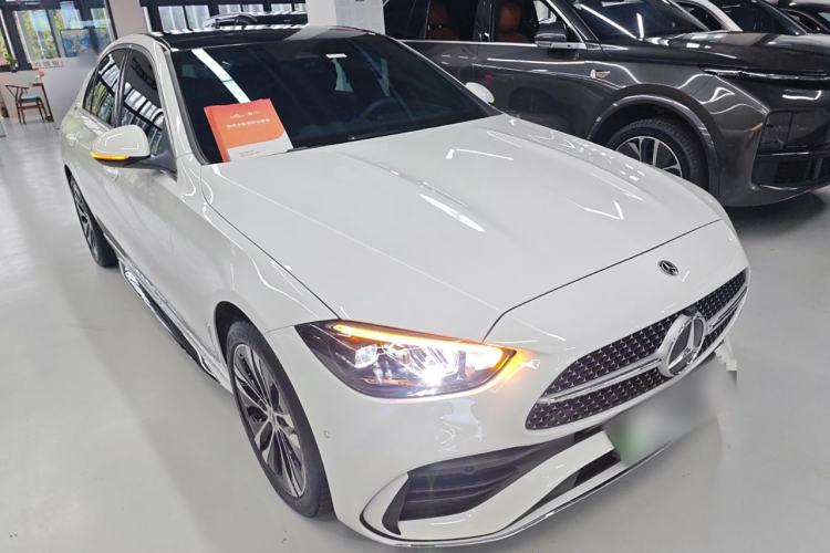 Used Mercedes-Benz C-Class New Energy 2024 Revised Version C 350 eL Front Right 45 Deg