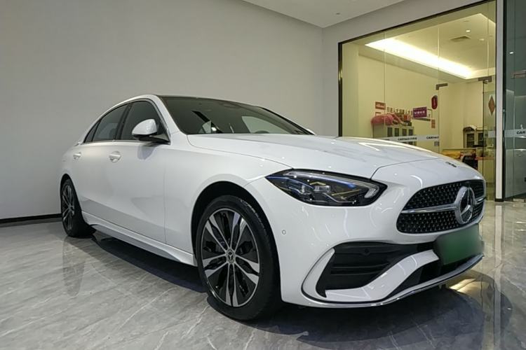 Used Mercedes-Benz C-Class New Energy 2024 Revised Version C 350 eL Front Right 45 Deg