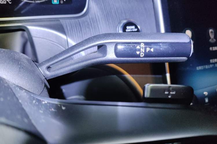 Used Mercedes-Benz C-Class New Energy 2024 Second Facelift C 350 eL Gear Lever