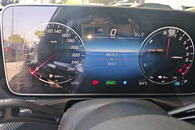 Used Mercedes-Benz C-Class New Energy 2024 Revised Version C 350 eL Instrument Cluster