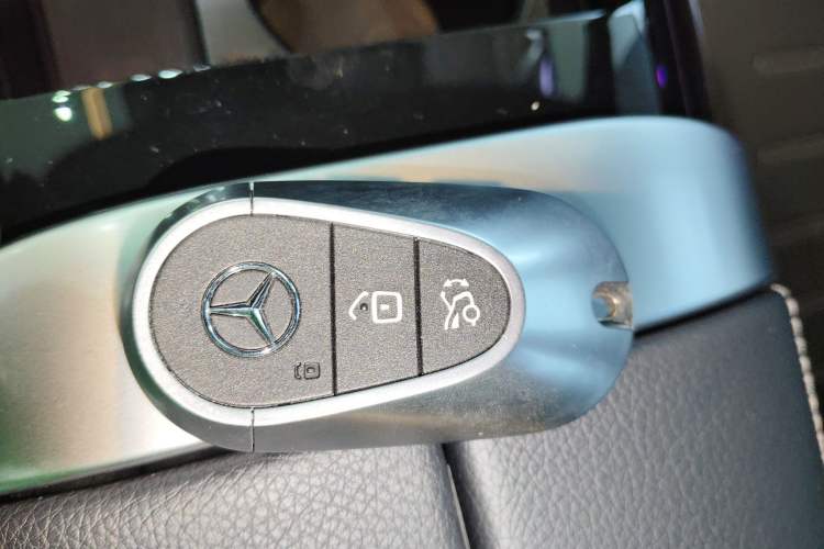 Used Mercedes-Benz C-Class New Energy 2024 Facelift C 350 eL Interior 1
