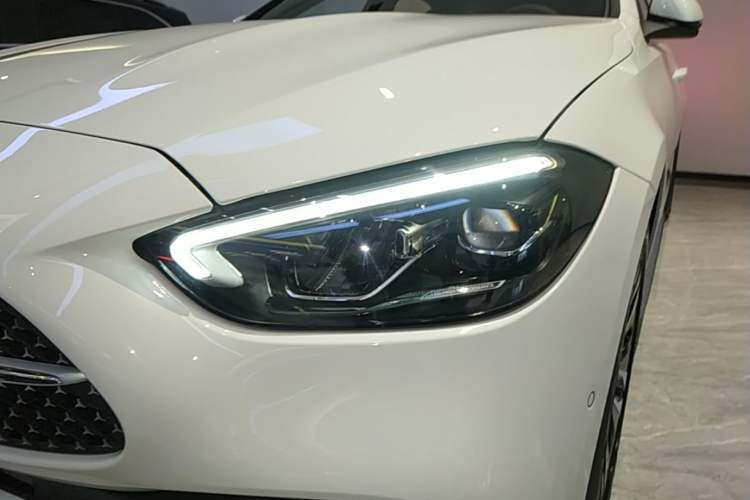 Used Mercedes-Benz C-Class New Energy 2024 Revised Version C 350 eL Left Front Headlight