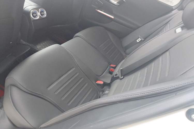 Used Mercedes-Benz C-Class New Energy 2024 Facelift C 350 eL Left Rear Seat