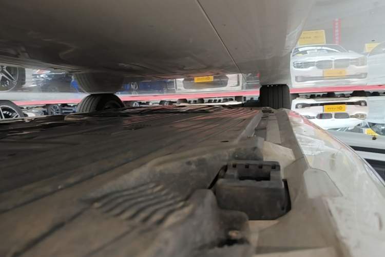 Used Mercedes-Benz C-Class New Energy 2024 Facelift C 350 eL Left Side Sill