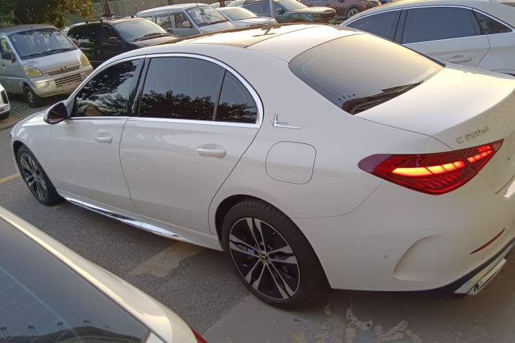 Used Mercedes-Benz C-Class New Energy 2024 Revised Version C 350 eL Left Side
