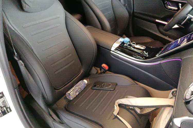 Used Mercedes-Benz C-Class New Energy 2024 Revised Version C 350 eL Right Front Seat