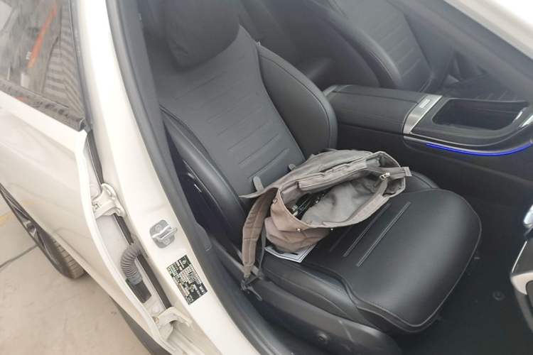 Used Mercedes-Benz C-Class New Energy 2024 C 350 eL Right Front Seat