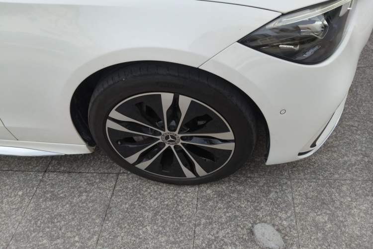 Used Mercedes-Benz C-Class New Energy 2024 C 350 eL Right Front Wheel Hub