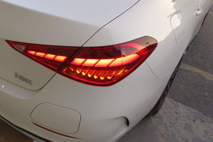 Used Mercedes-Benz C-Class New Energy 2024 Revised Version C 350 eL Right Rear Taillight
