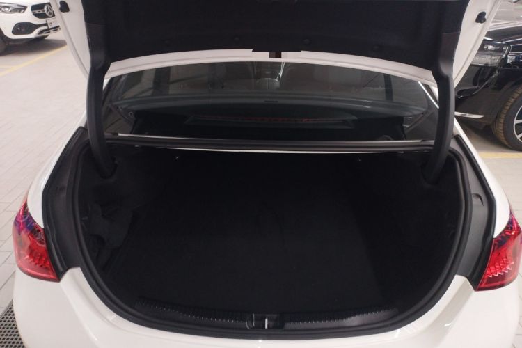 Used Mercedes-Benz C-Class New Energy 2024 C 350 eL Trunk