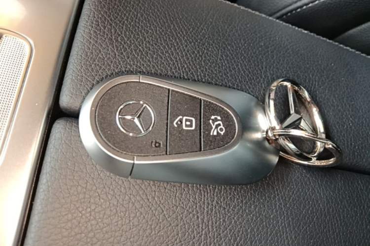 Used Mercedes-Benz C-Class New Energy 2024 C 350 eL Vehicle Key