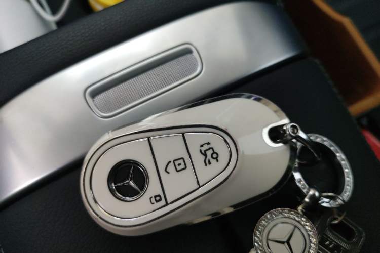 Used Mercedes-Benz C-Class New Energy 2024 C 350 eL Vehicle Key