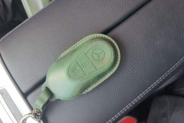 Used Mercedes-Benz C-Class New Energy 2024 Second Facelift C 350 eL Vehicle Key