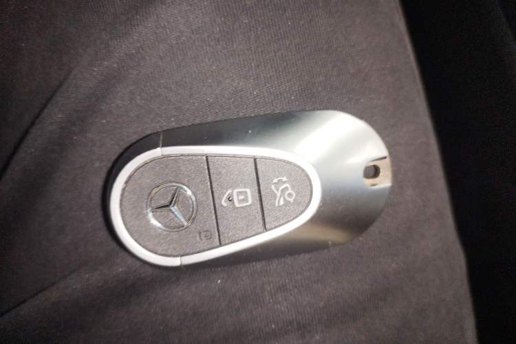 Used Mercedes-Benz C-Class New Energy 2024 C 350 eL Vehicle Key