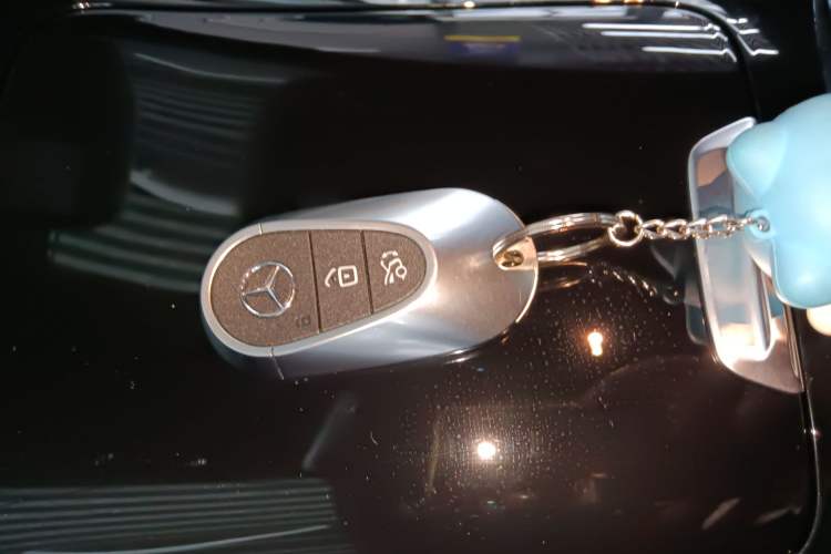 Used Mercedes-Benz C-Class New Energy 2024 Revised Version C 350 eL Vehicle Key