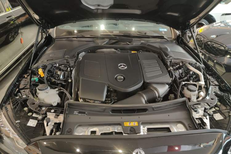 Used Mercedes-Benz C-Class New Energy 2025 C 350 eL Engine Bay