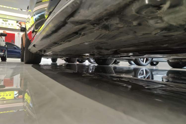 Used Mercedes-Benz C-Class New Energy 2025 C 350 eL Right Side Sill