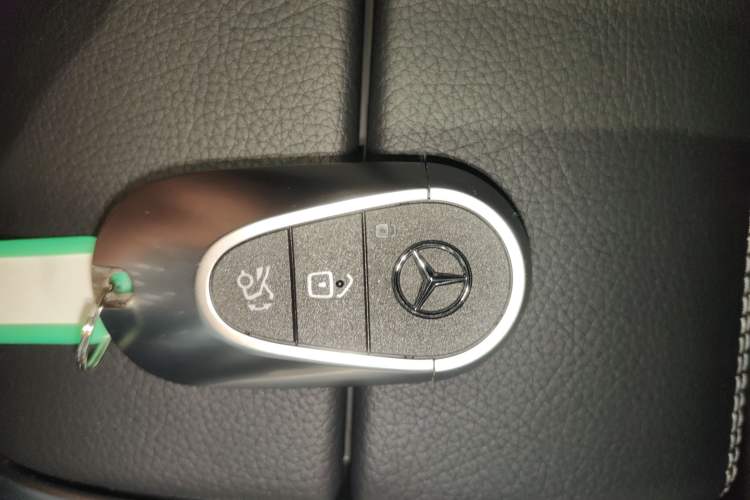 Used Mercedes-Benz C-Class New Energy 2025 C 350 eL Vehicle Key