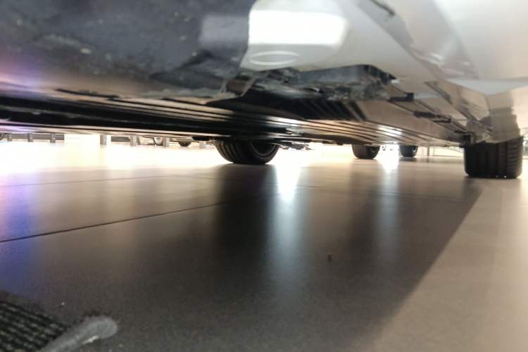 Used Mercedes-Benz C-Class New Energy 2025 C 350 eL Chassis Front Left