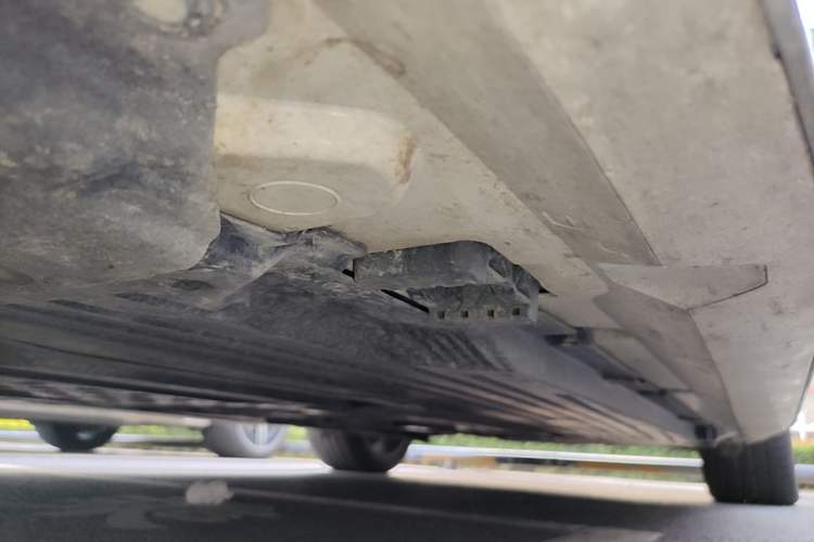 Used Mercedes-Benz C-Class New Energy 2025 C 350 eL Chassis Front Left