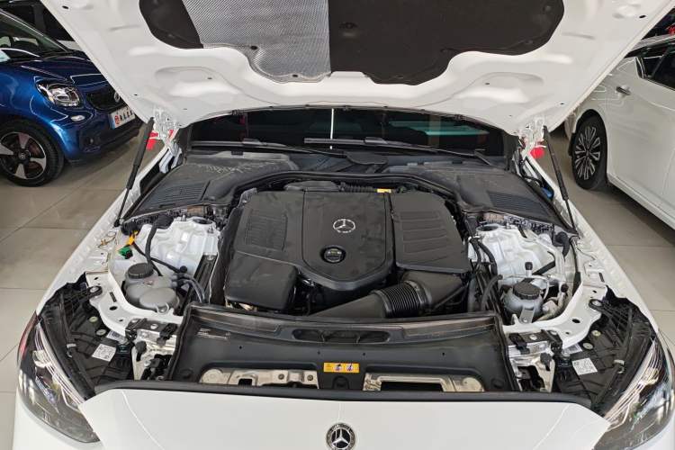 Used Mercedes-Benz C-Class New Energy 2025-Year Facelifted C 350 eL Engine Bay