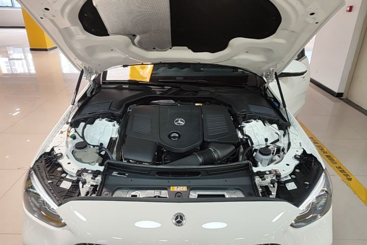 Used Mercedes-Benz C-Class New Energy 2025 C 350 eL Engine Bay
