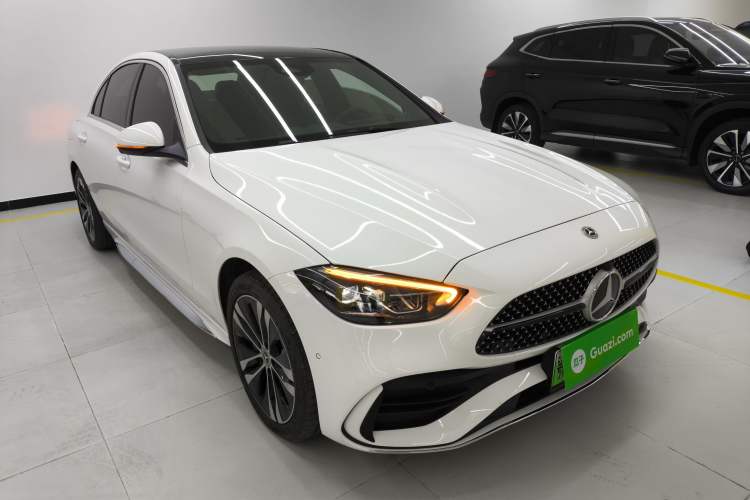 Used Mercedes-Benz C-Class New Energy 2025-Year Facelifted C 350 eL Front Right 45 Deg