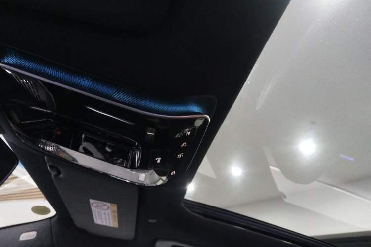 Used Mercedes-Benz C-Class New Energy 2025 C 350 eL Headliner
